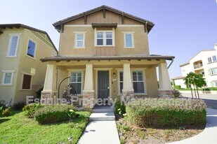 173 Stage Trail Rd. in Camarillo, CA - Building Photo