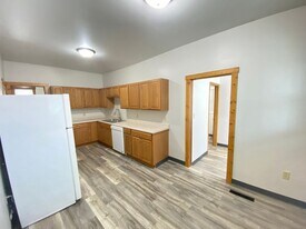 2311 Olive St in Cedar Falls, IA - Building Photo