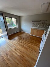 Valley Street Apartments in Seattle, WA - Building Photo - Building Photo