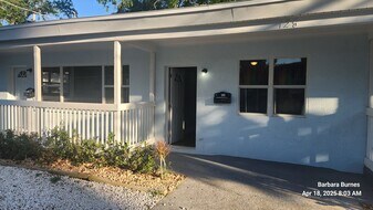 126 Gardiner Ct in Daytona Beach, FL - Building Photo