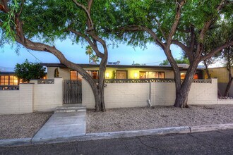 3562 E 3rd St in Tucson, AZ - Building Photo - Building Photo