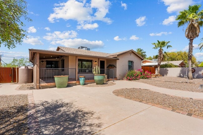 1701 E 10th St in Tucson, AZ - Building Photo - Building Photo