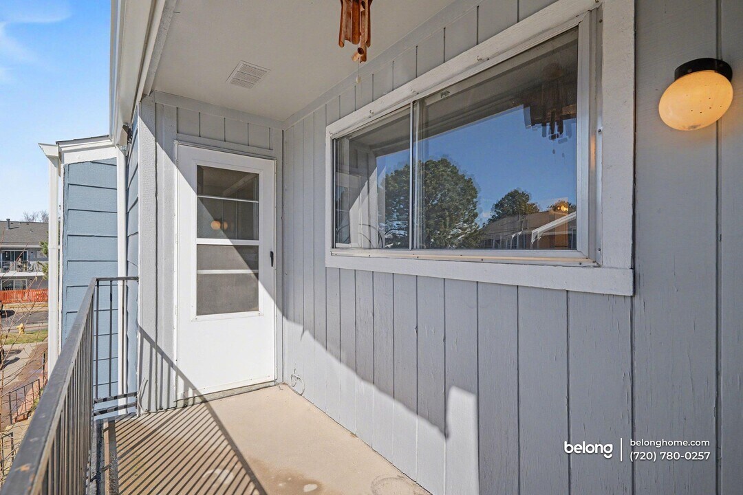 7260 S Gaylord St, Unit L in Centennial, CO - Building Photo