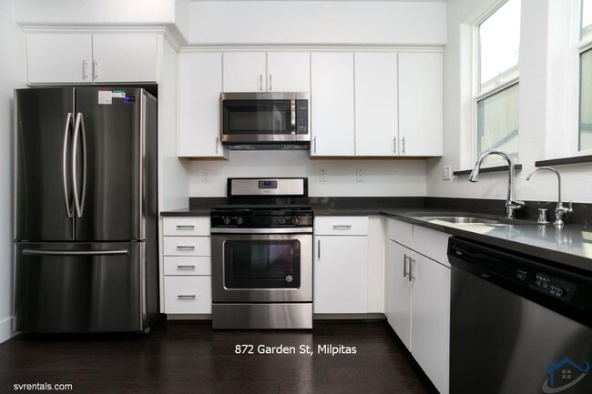 872 Garden St in Milpitas, CA - Building Photo - Building Photo