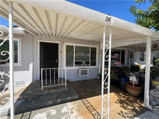 property at 150 E Lakeshore Dr