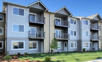 Villas at Lakewood in Marysville, WA - Building Photo - Building Photo