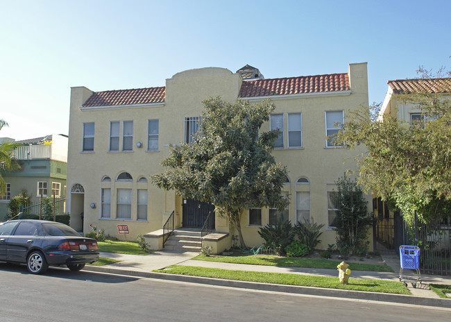 1425 S Bronson Ave in Los Angeles, CA - Building Photo - Building Photo