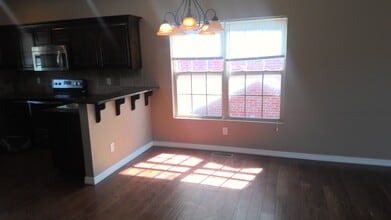 3545 Juniper in Springfield, MO - Building Photo - Building Photo
