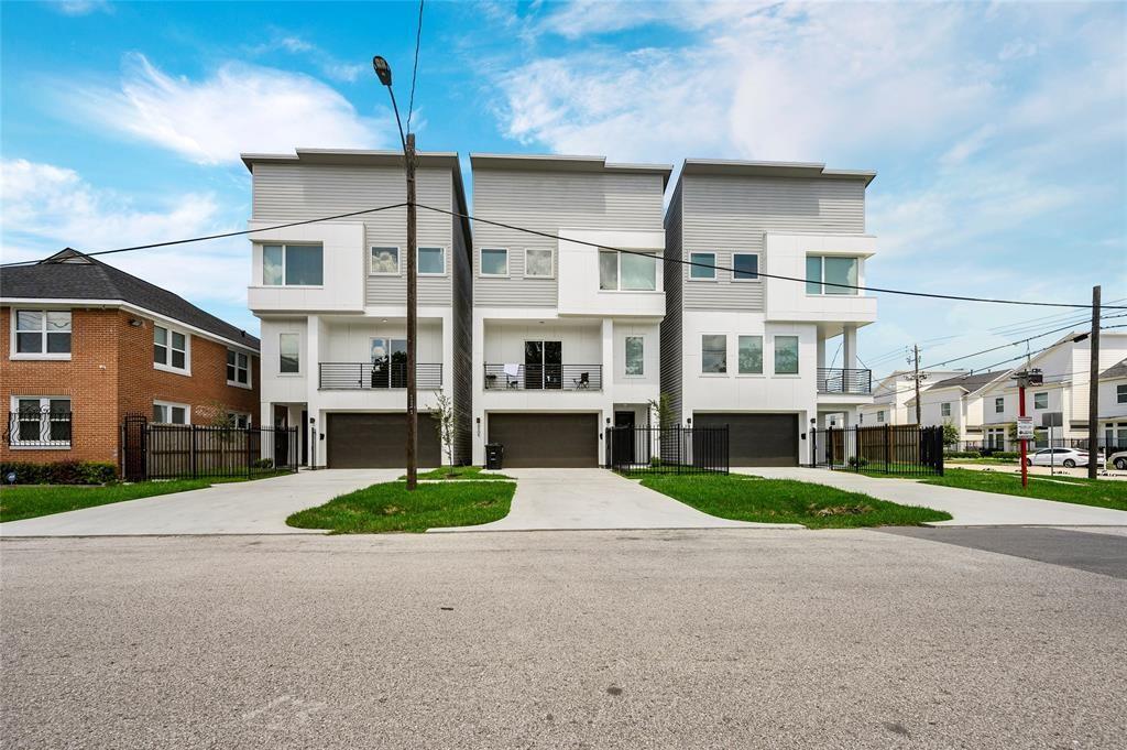 2110 Live Oak St in Houston, TX - Building Photo