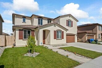 1835 Shima Ave in Manteca, CA - Building Photo - Building Photo