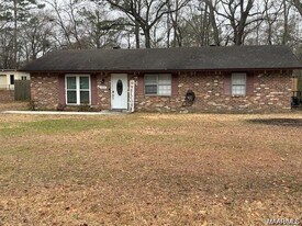 2841 Branchway Rd in Millbrook, AL - Building Photo