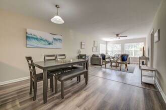 9962 Ocean Hwy in Pawleys Island, SC - Building Photo - Building Photo