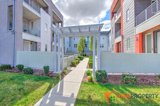5021 W Daybreak Pkwy in South Jordan, UT - Building Photo - Building Photo