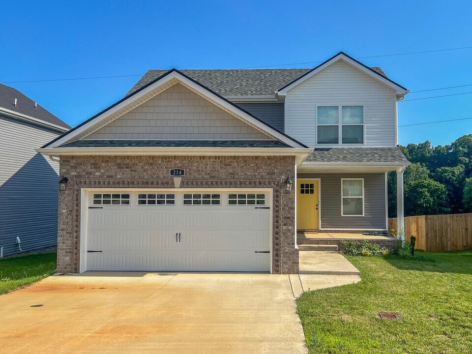 214 Ardell Dr in Clarksville, TN - Building Photo