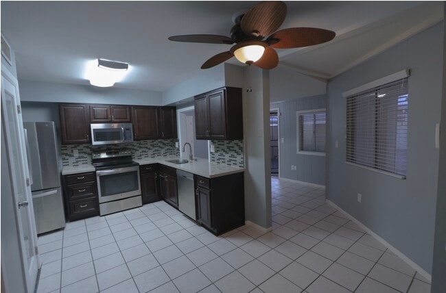 property at 10941 W Santa Fe Dr