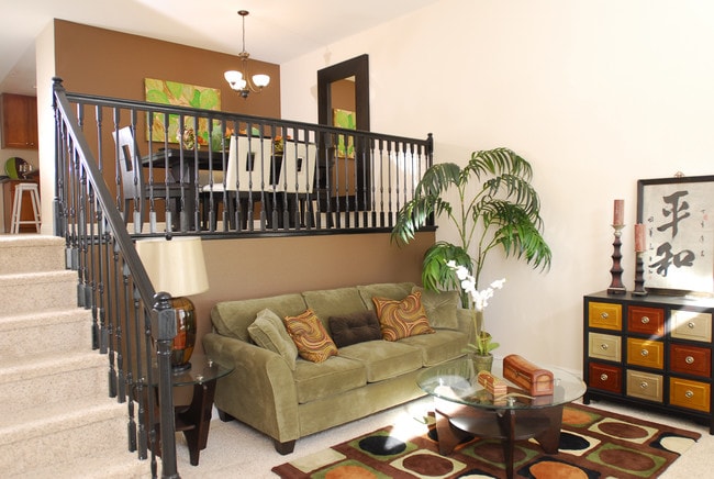 Sunset Rocklin Townhomes in Rocklin, CA - Building Photo - Building Photo