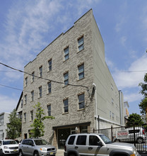 528 47th St in Union City, NJ - Foto de edificio - Building Photo