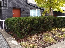 1363 Neilson Rd in Toronto, ON - Building Photo