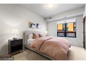 360 N 1st St-Unit -247 in Minneapolis, MN - Building Photo - Building Photo