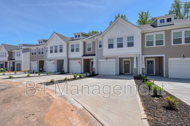 416 W Parima Ct in Spartanburg, SC - Building Photo - Building Photo
