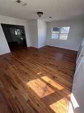 413 N 10th St in Sanger, TX - Building Photo - Building Photo