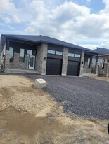 671 St Augustin St in Embrun, ON - Building Photo