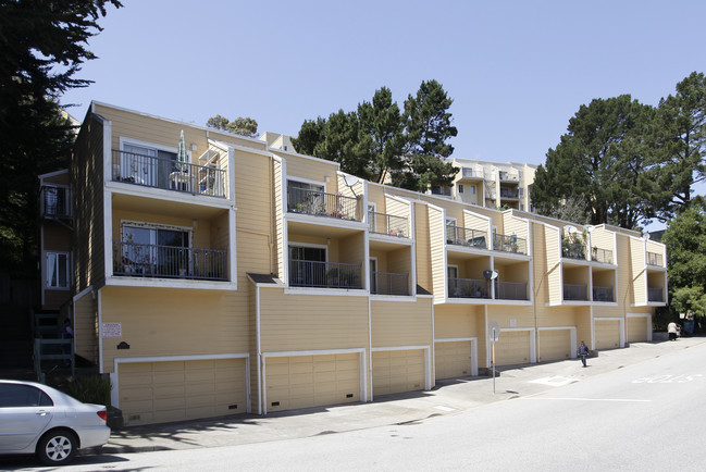 Vista Del Monte Apartments in San Francisco, CA - Building Photo - Building Photo