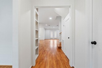 727 Bunker Hill Rd in Houston, TX - Building Photo - Building Photo