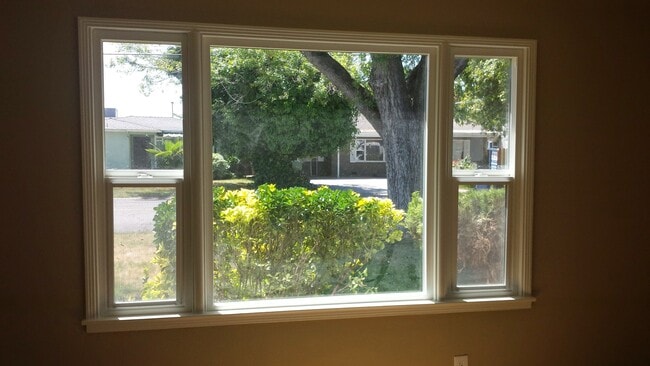 875 S Minaret Ave in Turlock, CA - Building Photo - Building Photo