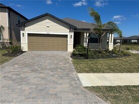 14717 Palamos Cir in Ft. Myers, FL - Building Photo