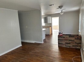 457 Fourth Ave in Chickasaw, AL - Building Photo