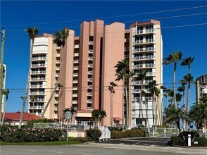 3880 N Hwy A1A in Fort Pierce, FL - Building Photo - Building Photo