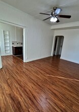 1523 N McCadden Pl in Los Angeles, CA - Foto de edificio - Building Photo