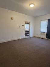 617 7th Ave in Brookings, SD - Foto de edificio - Building Photo