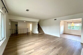 9163 Evergreen Ave in Cypress, CA - Building Photo - Building Photo