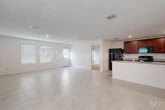 1222 Tallow Trl in Princeton, TX - Foto de edificio - Building Photo