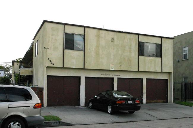 1339 Rose Ave in Long Beach, CA - Building Photo - Building Photo