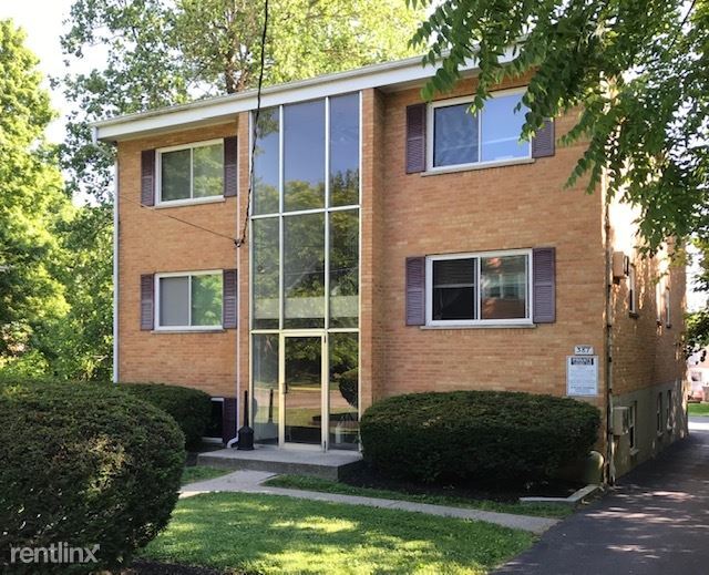 387 Broadway St in Loveland, OH - Building Photo