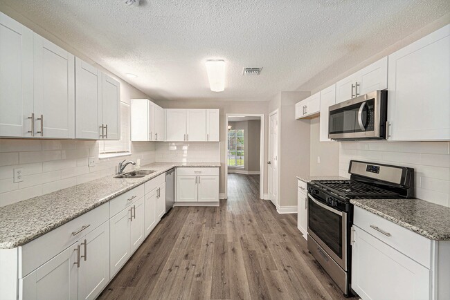 property at 2078 Shadow Rock Dr