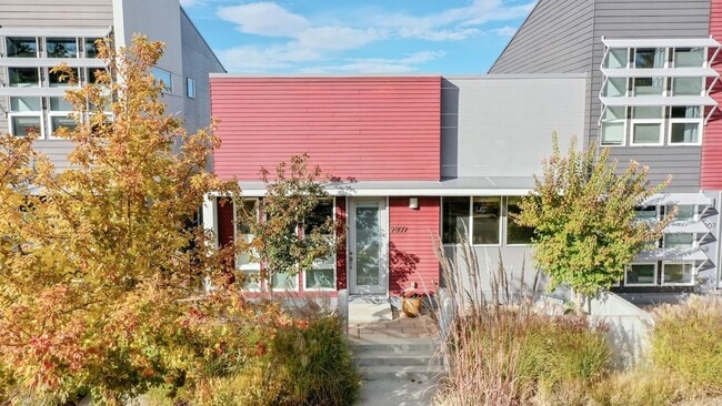 property at 2809 W 52nd Ave