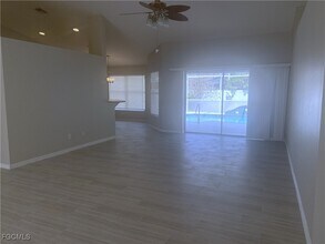 2121 SW 5th Ave in Cape Coral, FL - Building Photo - Building Photo