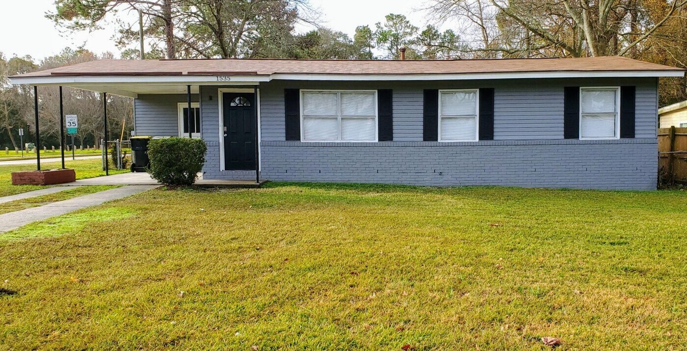 1535 E 31st St in Savannah, GA - Building Photo