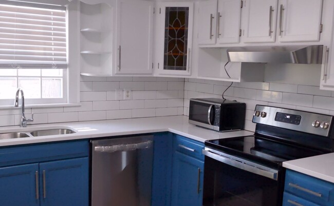 1809 N Road St in Elizabeth City, NC - Building Photo - Building Photo
