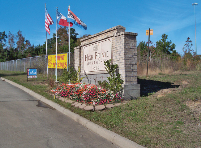 High Pointe Plaza Ltd photo'