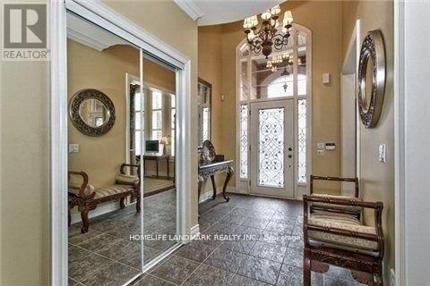 2389 Gamble Rd in Oakville, ON - Building Photo - Building Photo