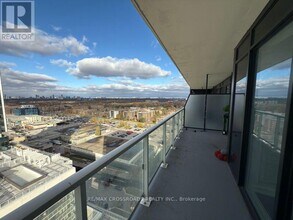 20 O'Neill Rd in Toronto, ON - Building Photo - Building Photo