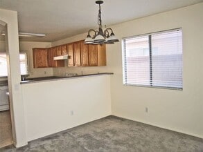 834 E Monteleone St in San Tan Valley, AZ - Foto de edificio - Building Photo