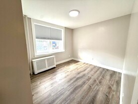 8610 John F. Kennedy Blvd, Unit 1 in North Bergen, NJ - Building Photo