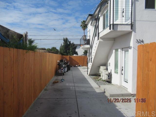 property at 324 S Pardee St