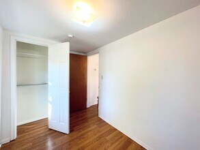 715 W 16th Ave in Hutchinson, KS - Building Photo - Building Photo